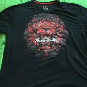 Nike Dri Fit tee.  Athletic cut US mens XXL